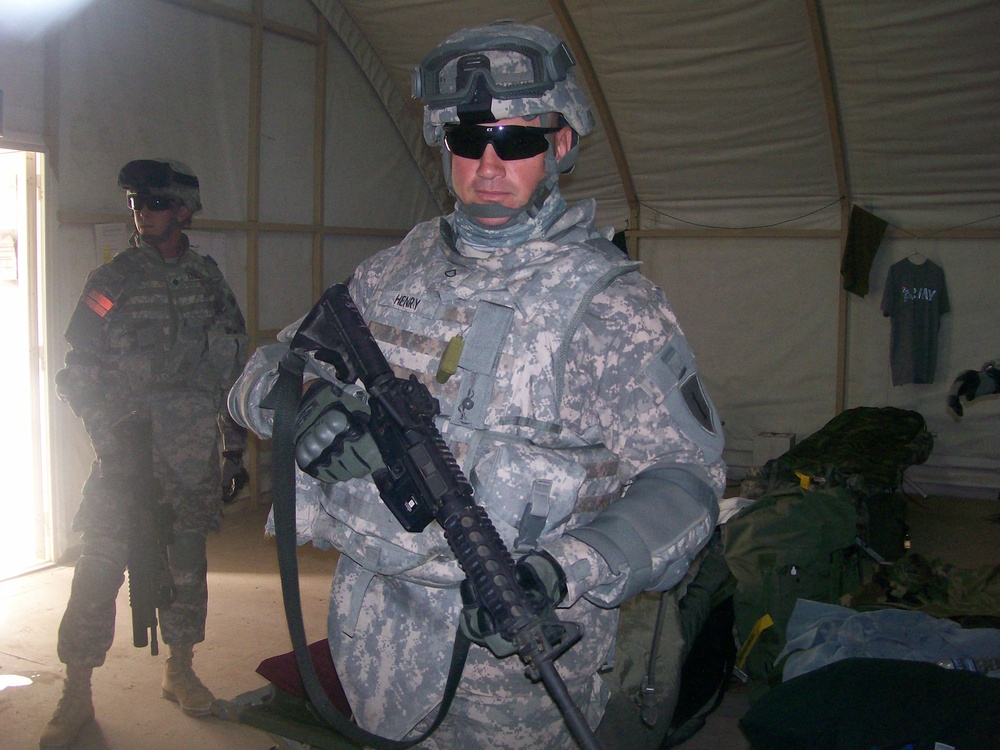 Veteran Soldier Trains Alongside Younger Recruits