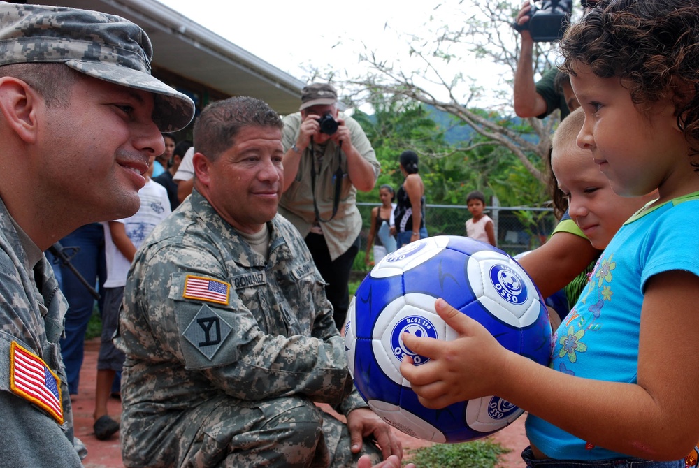 U.S. Army Soldiers Distribute Soccer Balls to Top Students in Costa Rica