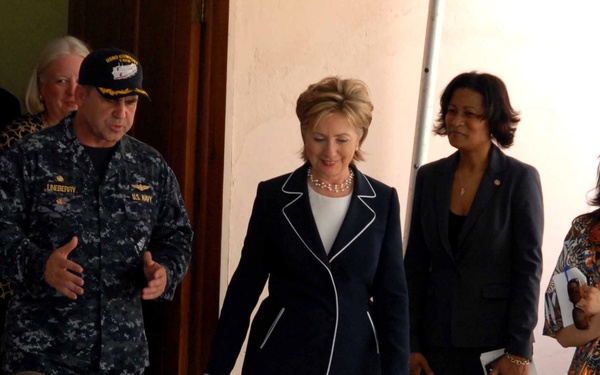 U.S. Navy Commodore Gives Secretary Clinton Tour of Medical Site in Haiti