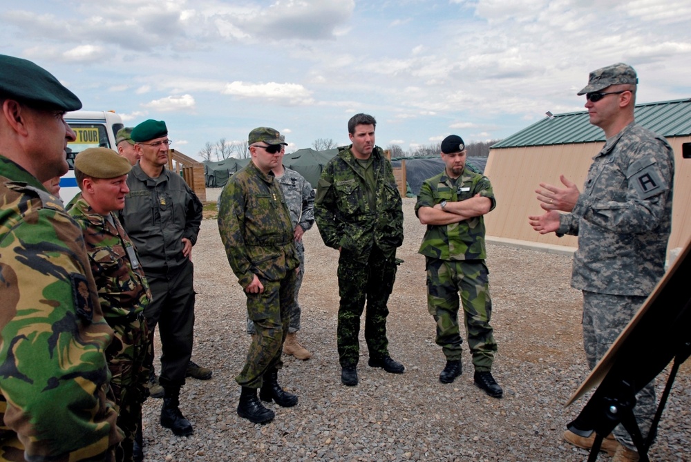 Army Officer Briefs NATO Command Group at Training Camp