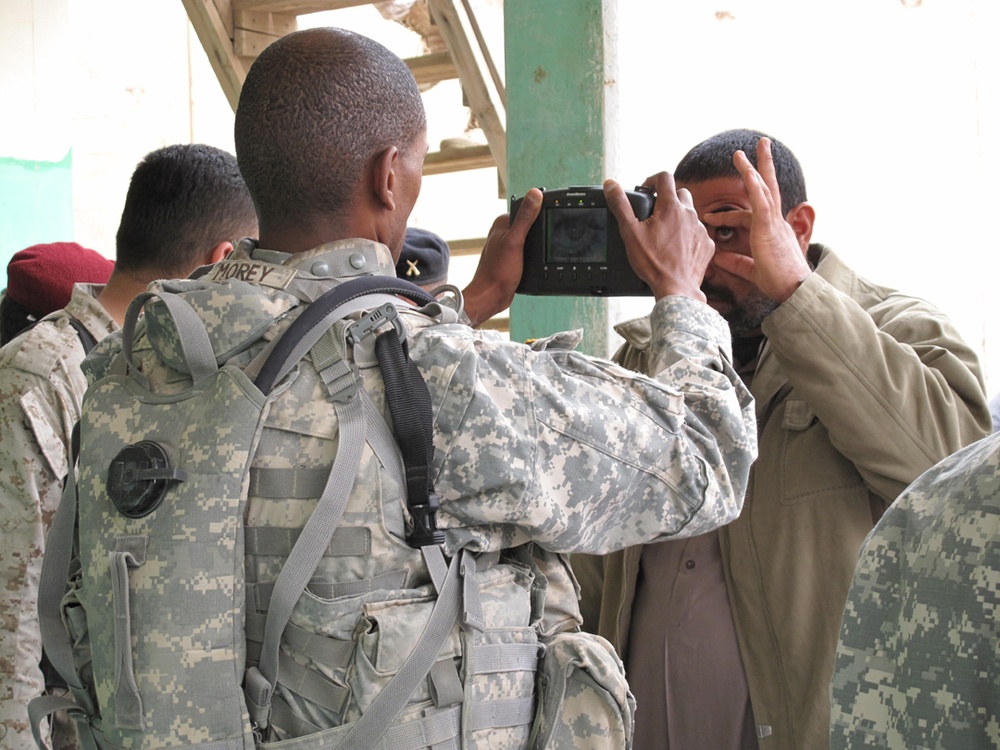 Iraqi Wanted Man Turns Himself In, Scans Retina at U.S. Base