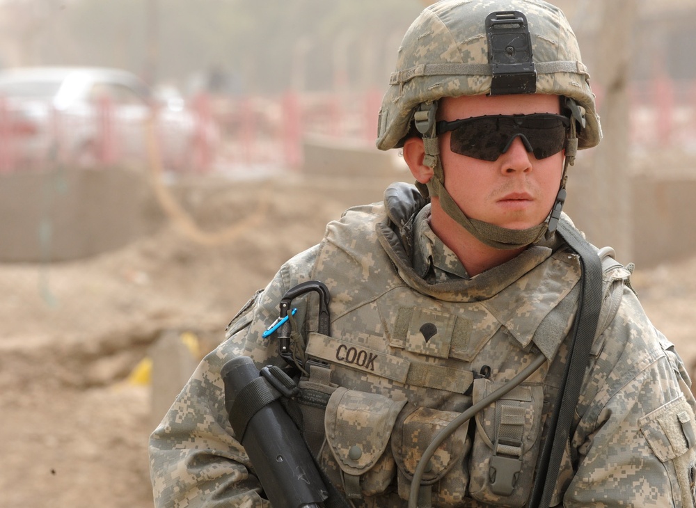 Army Spc. Maintains Vigilance During Route Clearance Mission in Baghdad