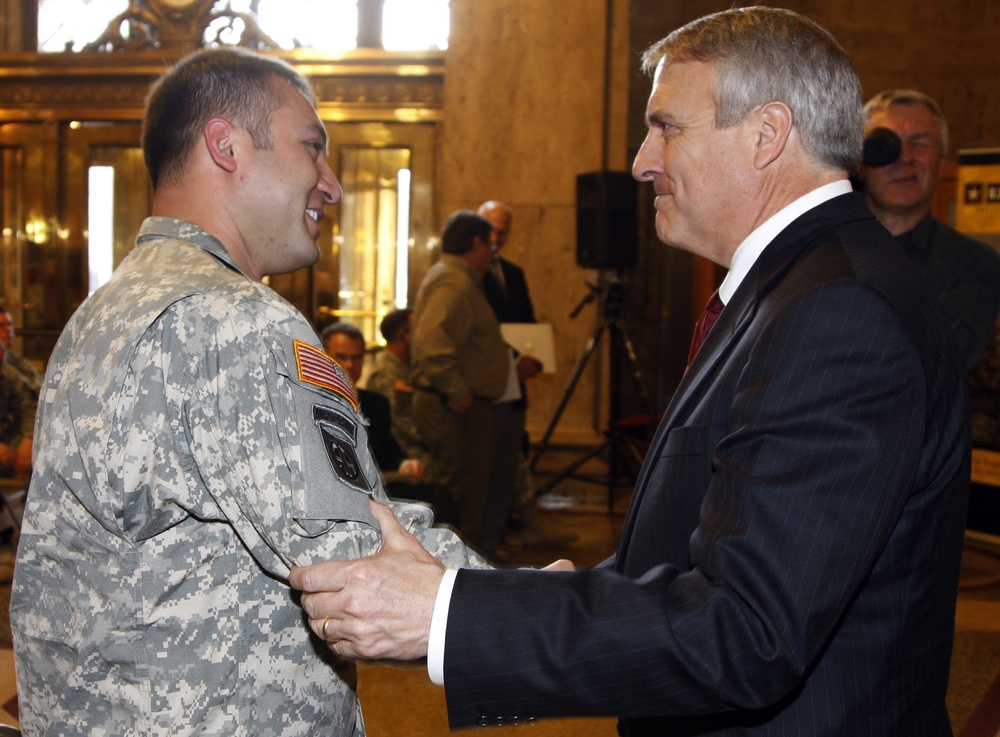 Colorado Governor Honors Army Reserve Sergeant for Gallantry in Afghanistan