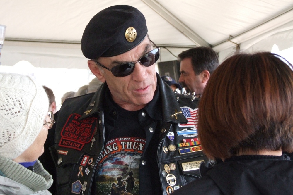 Vietnam Veteran Artie Muller Speaks at Memorial Fund Unveiling