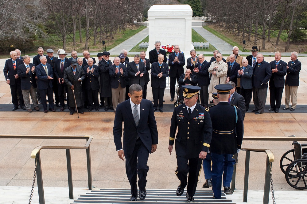Obama Honors Medal of Honor Recipients at Arlington National Cemetery