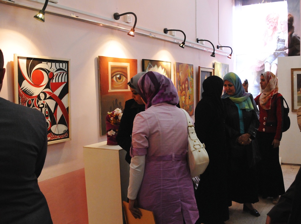 Iraqi Women and Youth Celebrate International Women's Day at Community Center