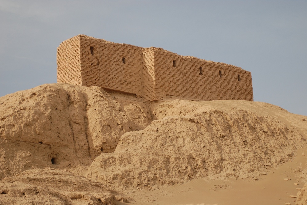 Ancient Sumerian Sites in Iraq Visited by U.S. and Iraqi Officials