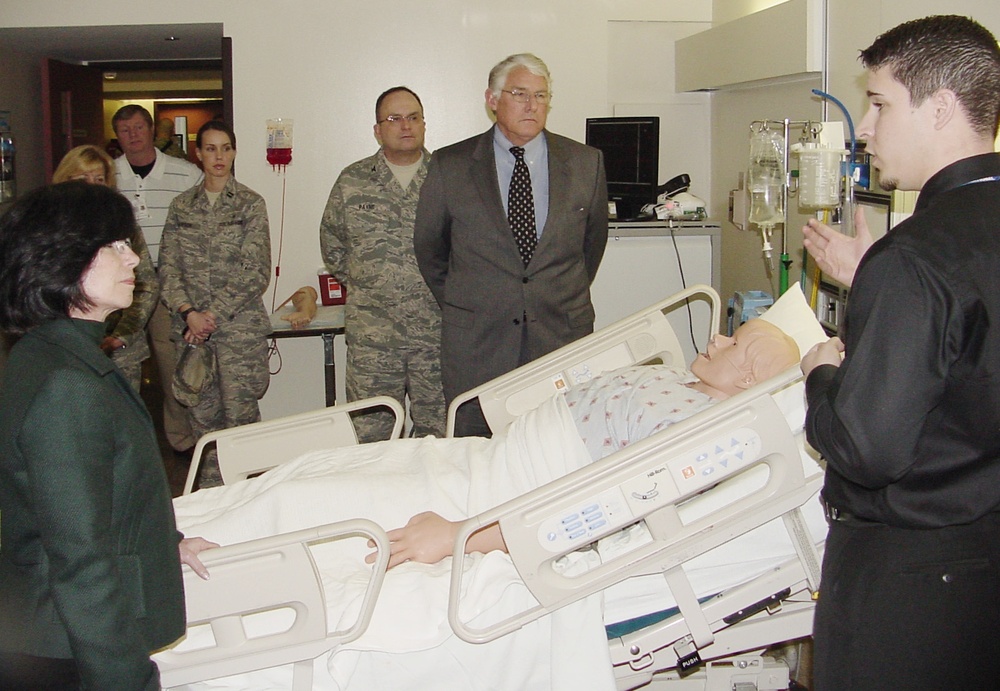 Defense Health Officials Tour Air Force Medical Simulation Center
