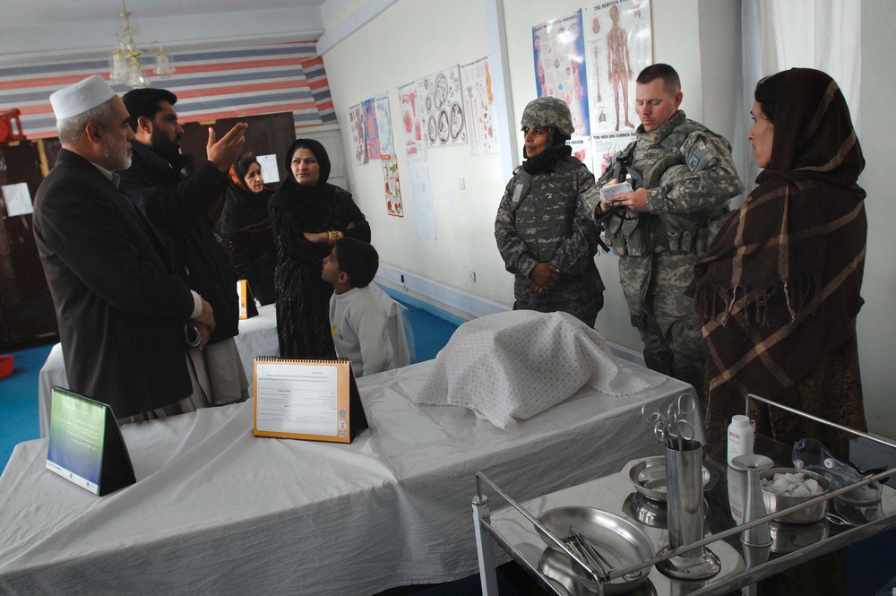 Air Force Officer Trains Afghan Midwives to Deliver Care in Rural Areas