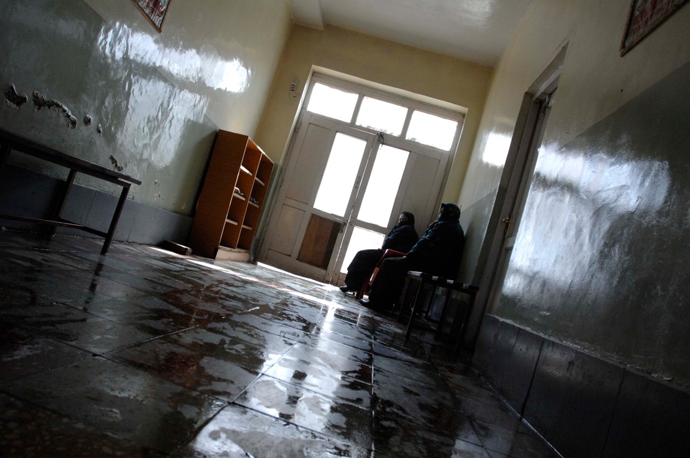 Paktia Provincial Hospital in Afghanistan Struggles with Lack of Electricity
