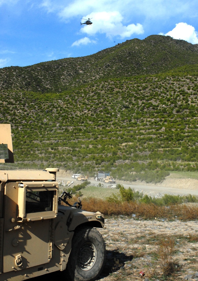 Combat Logistics Patrol Moves Through Northeastern Afghanistan