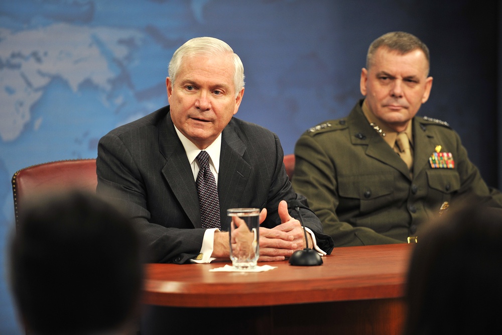 Defense Leaders Brief Press on Pentagon Priorities