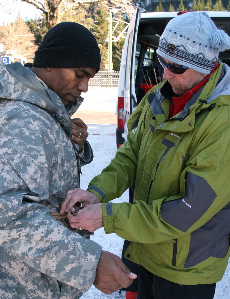 Army Command Sgt. Maj. Suits Up for Alpine Ski Tour in Germany