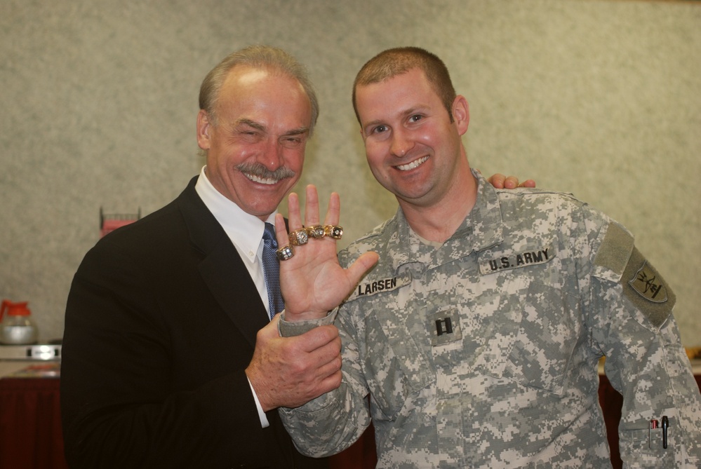 Vietnam Vet and Steeler Rocky Bleier Lets Army Captain Try on Super Bowl Rings
