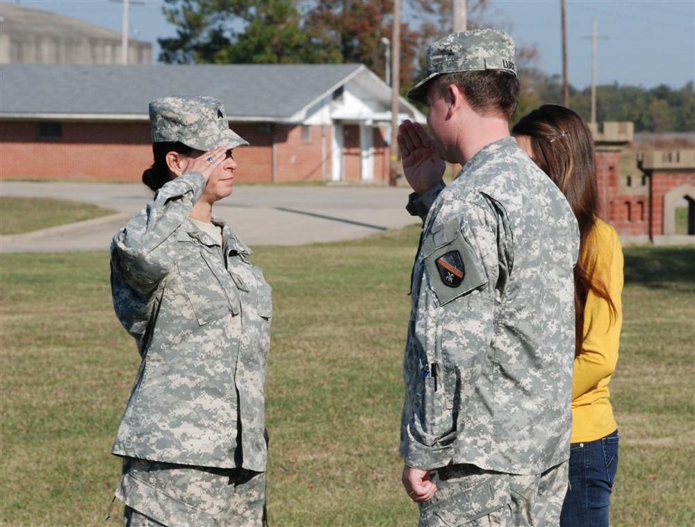 Army Officer Promoted to Second Lieutenant in Ceremony with Daughter