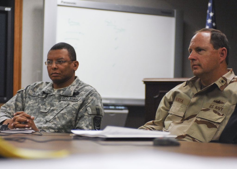Military Leaders Discuss Mission Rehearsal Exercise