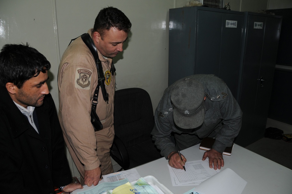 U.S. Advisor Oversees Afghan Police Ambulance Handoff