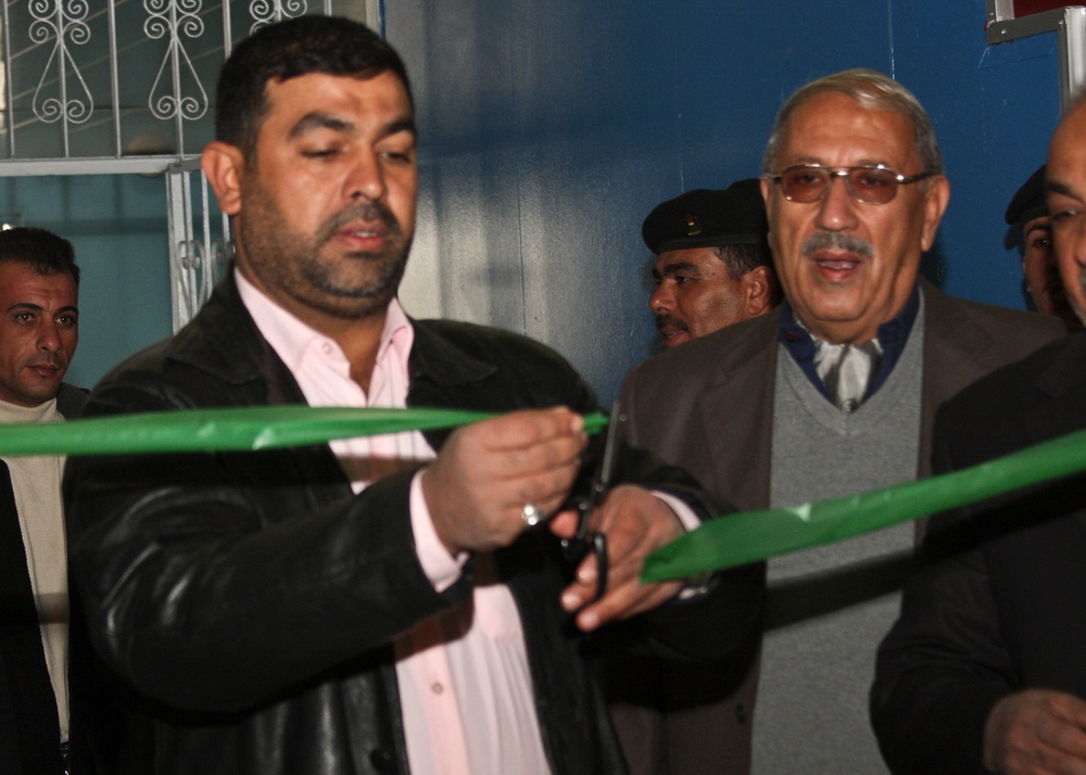 Neighborhood Leader Reopens Renovated Sports Complex in Baghdad