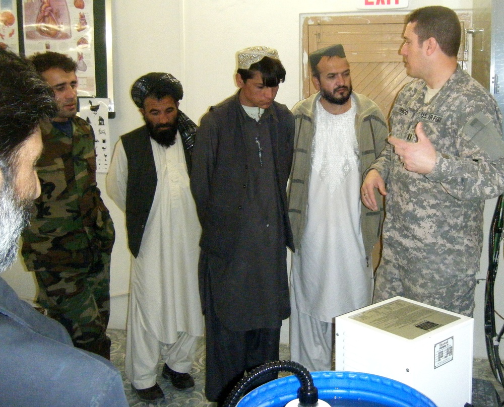 Air Force Doctor Teaches Afghan Doctors Water Purification Techniques