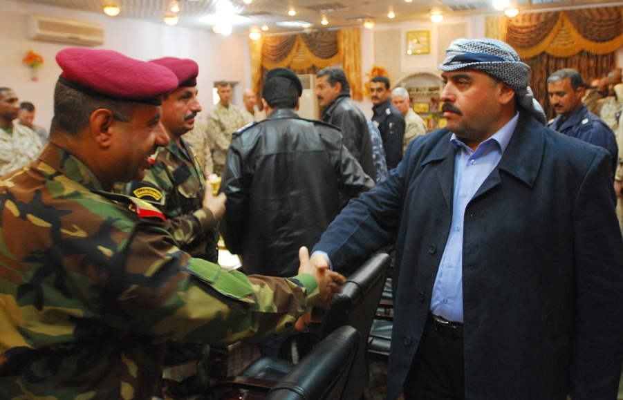 Anbar Governor Meets with Iraqi Army on Security Transition