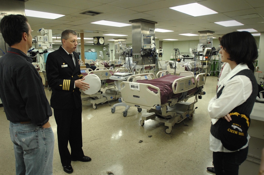 Navy Captain Leads Tour of USNS Mercy Hospital Wards