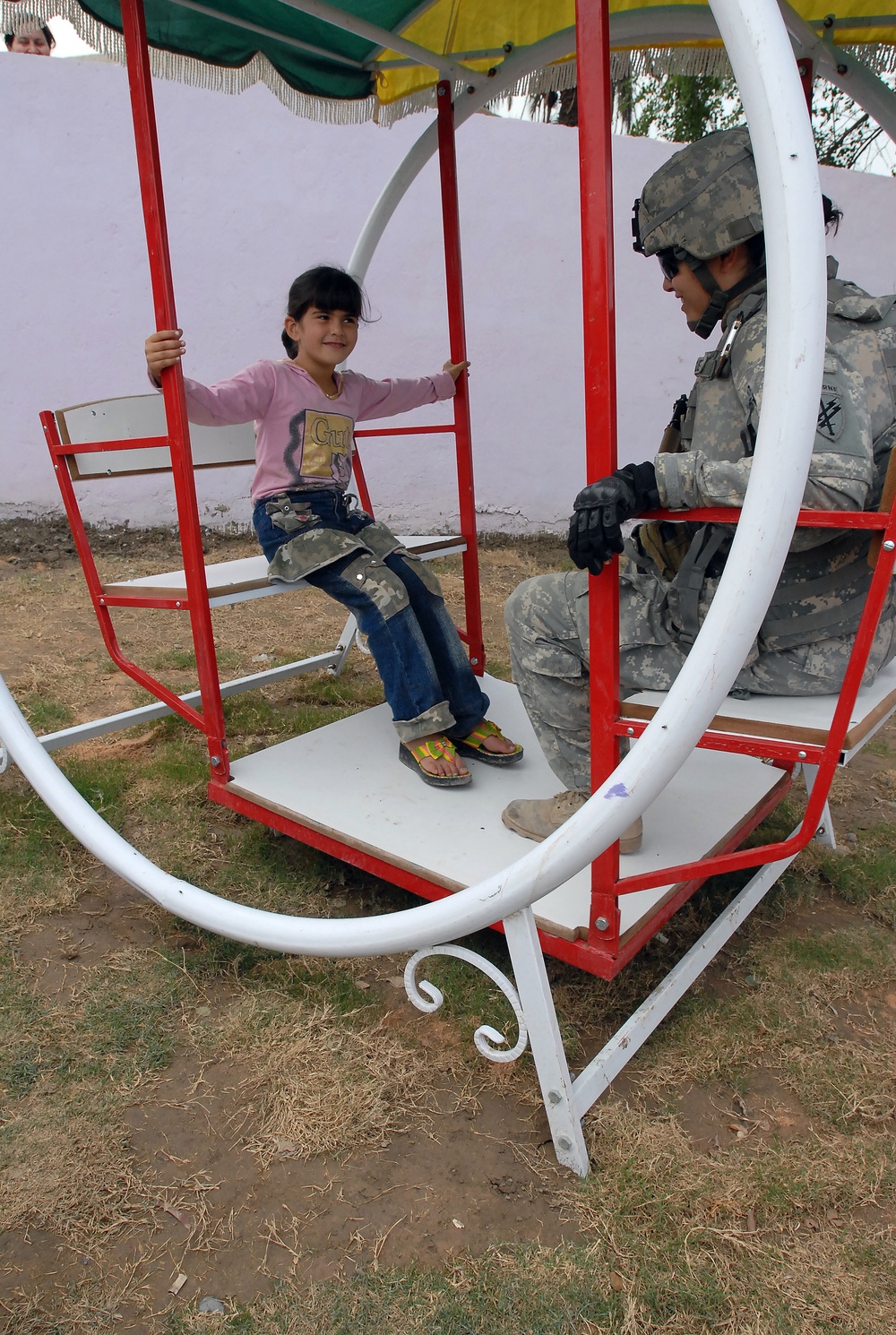 New Swing Installed at Dover Park in Baghdad's Adhamiyah District