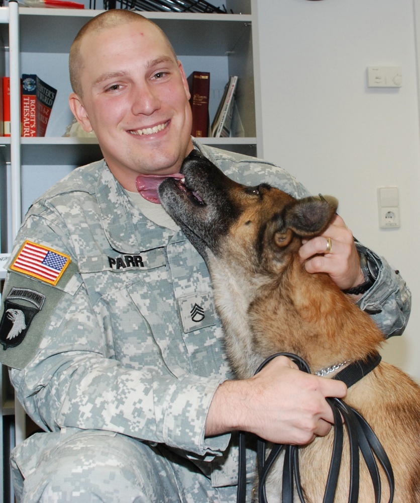 Army Dog Team Returns from Afghanistan Deployment