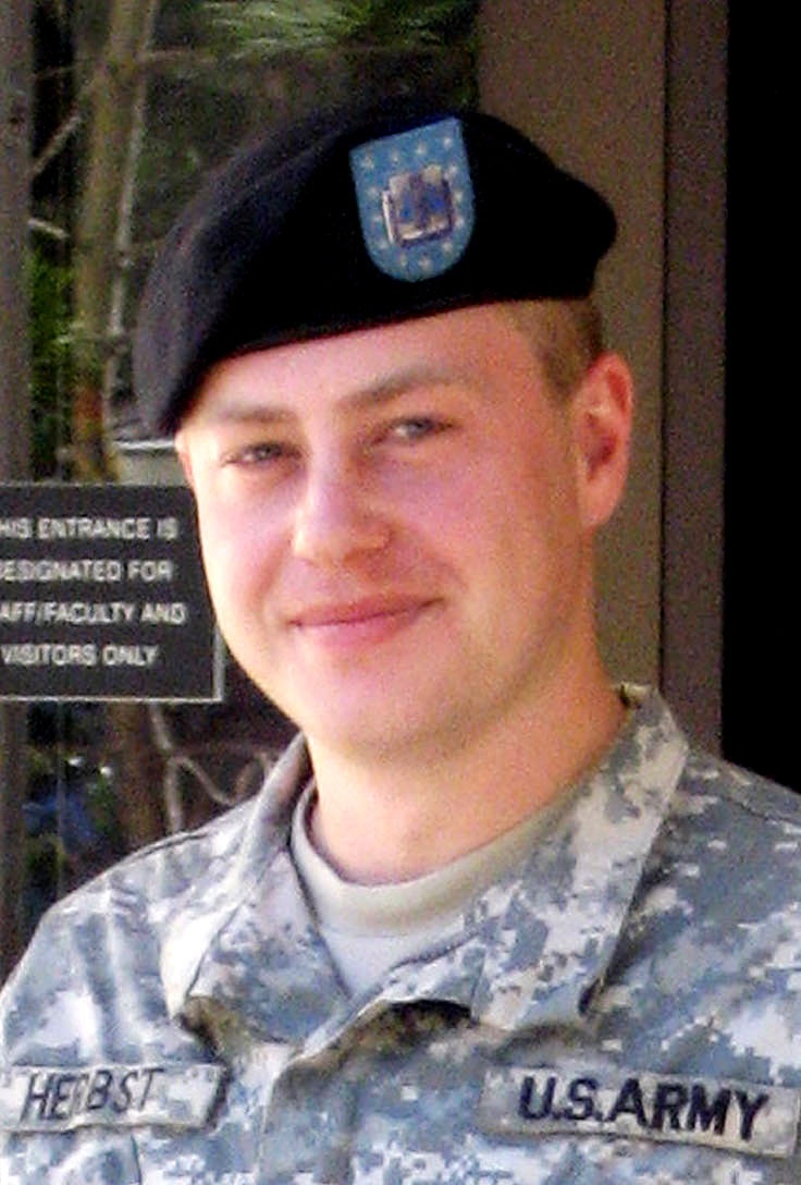Army Sergeant Learns Pashto at Defense Language Institute