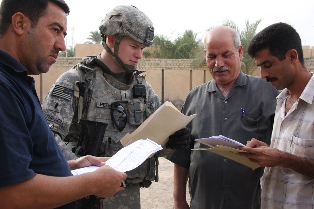 U.S. Army Officer Inspects Renovations at Iraqi School