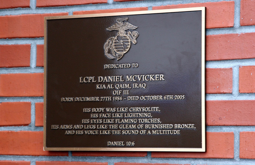 Marine Corps Air Station Dedicates Plaque to Fallen Soldier
