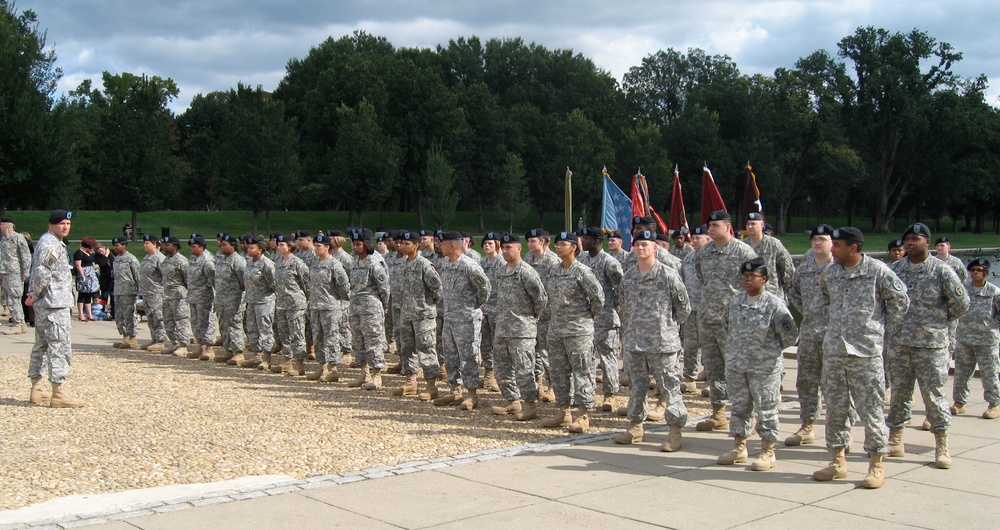 Soldier-Medics Re-Enlist at Iconic D.C. Ceremony