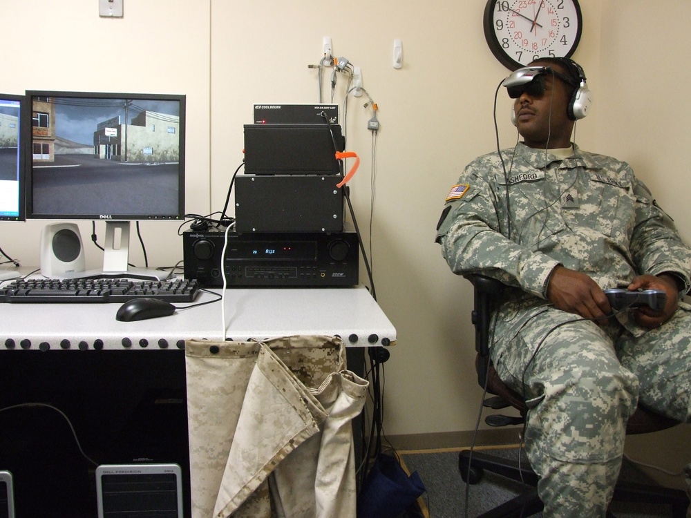 Army Sergeant Undergoes Virtual Iraq PTSD Therapy at Walter Reed