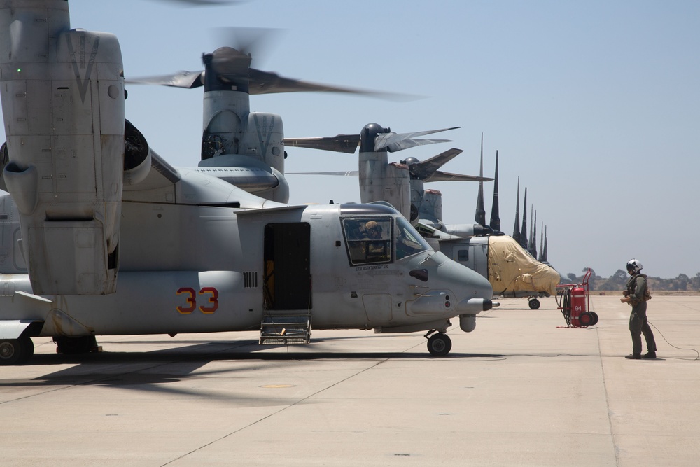 VMM-362 training flight