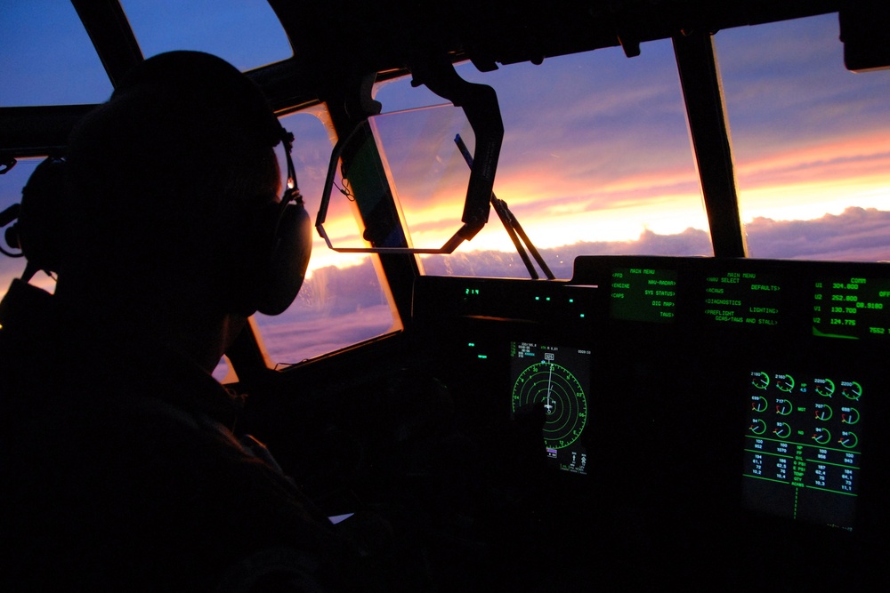 Air Force Reserve Hurricane Hunters Collect Critical Data Inside Hurricane Ike