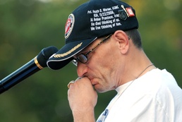 Grieving Father Pauses at Freedom Walk to Honor Son Killed in Iraq
