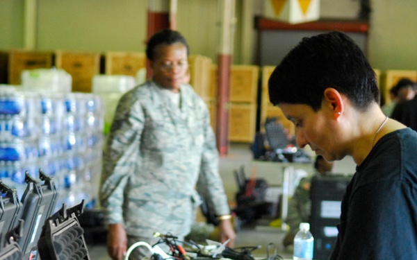 Texas Air National Guard Prepares GPS-Equipped Buses for Hurricane Ike Evacuations