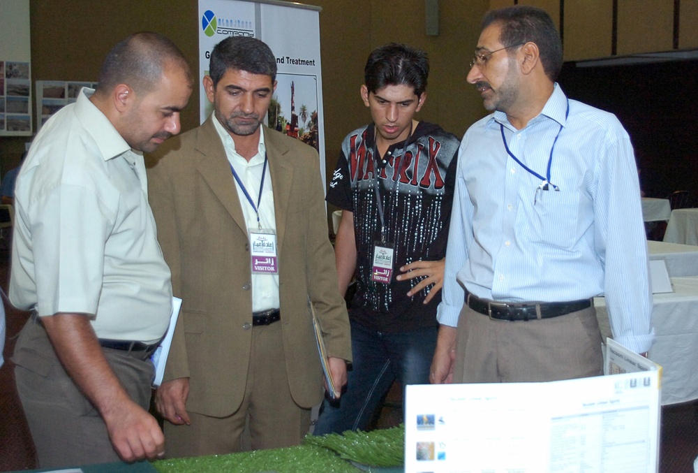 Iraqi Businessman Showcases Turkish Artificial Grass at Trade Show