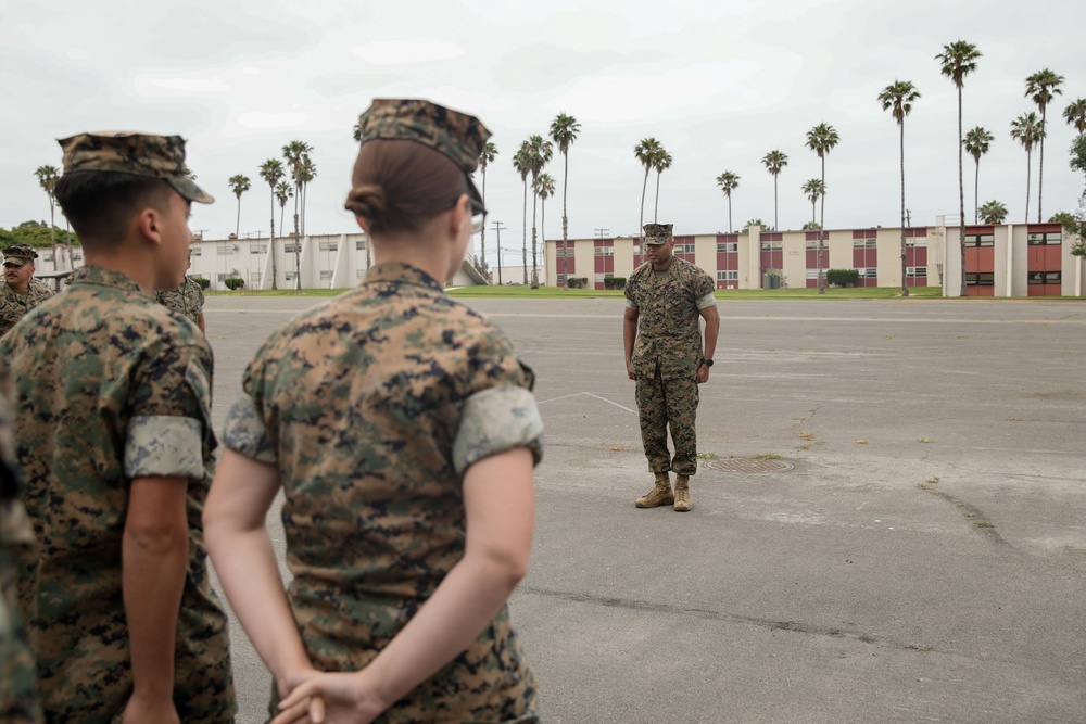 11th MEU Marines receive awards for outstanding service
