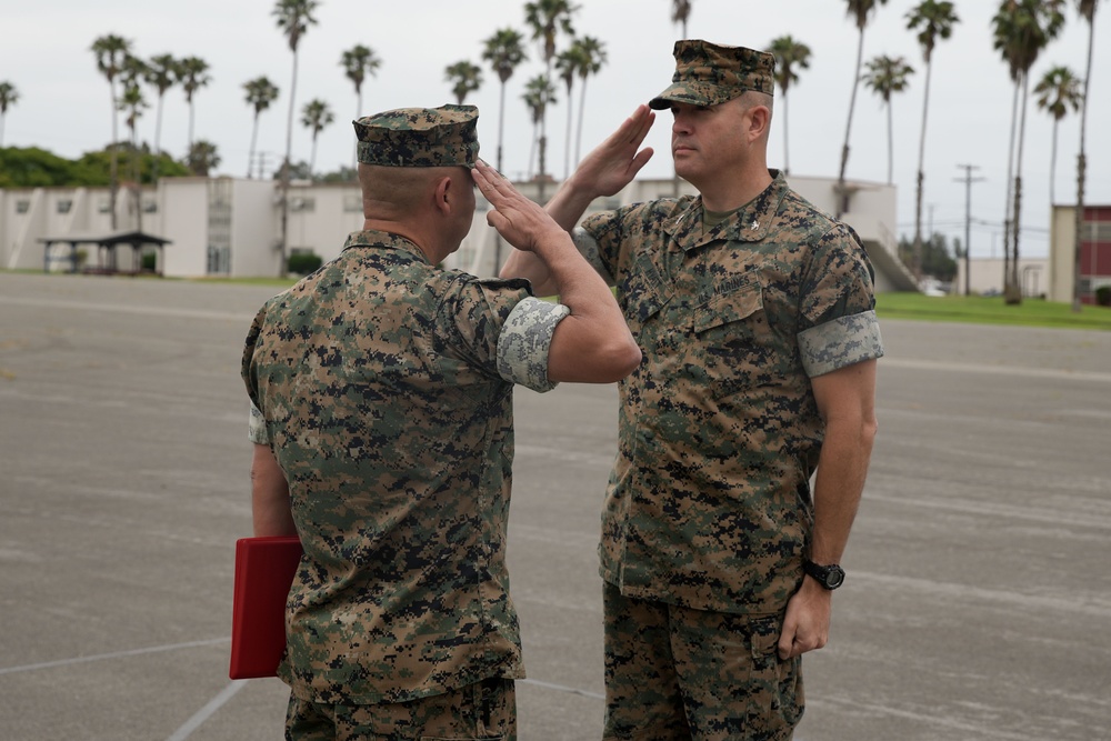 11th MEU Marines receive awards for outstanding service
