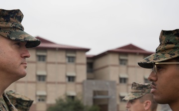 11th MEU Marines receive awards for outstanding service