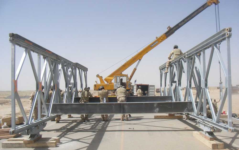 Australian, U.S. Engineers Repair Key Afghan Highway Bridges