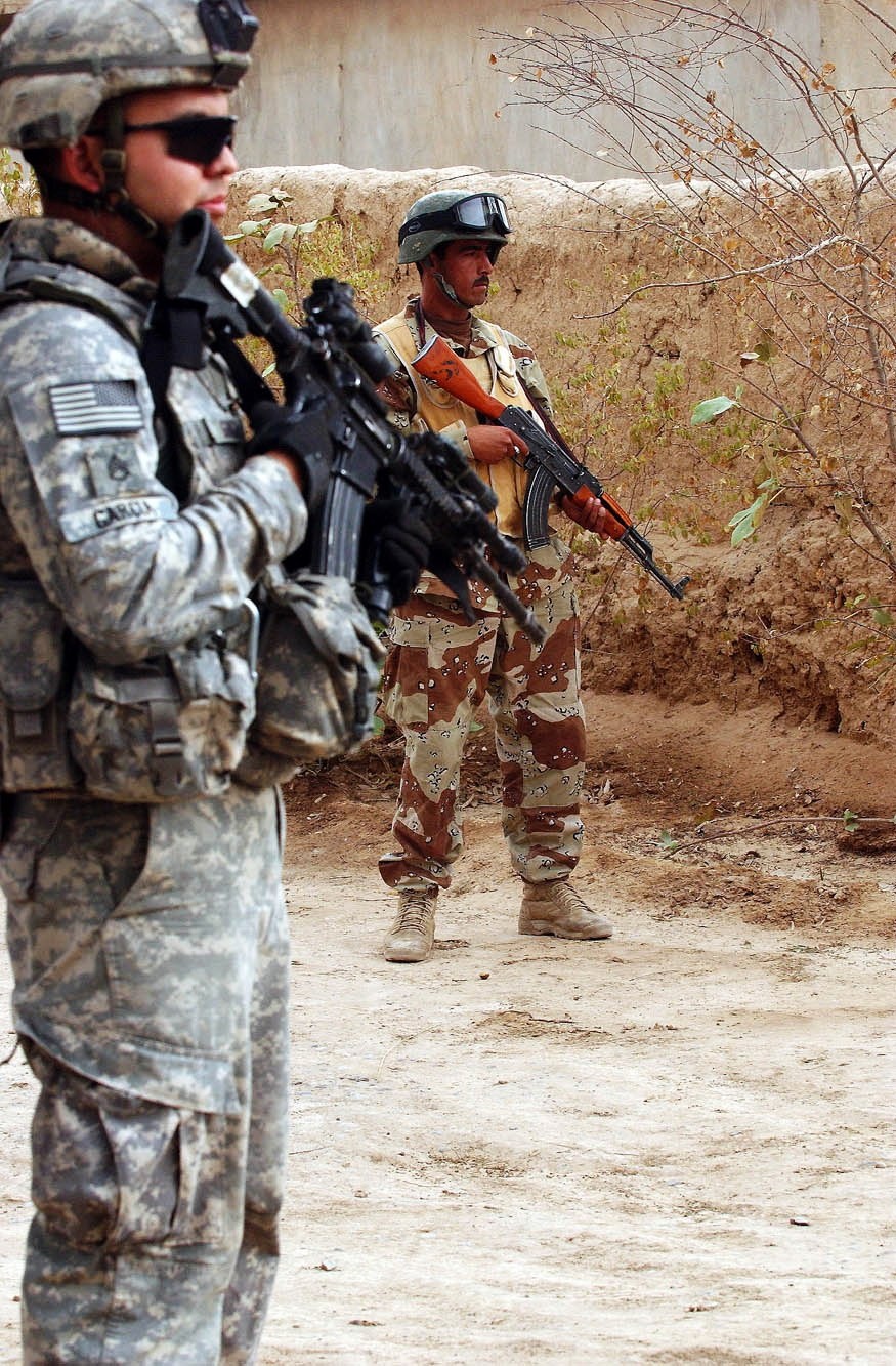 U.S. and Iraqi Soldiers Provide Security During Operation Summit Pursuit