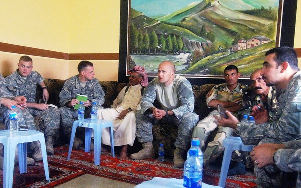 U.S. Soldiers Discuss Civil Affairs Projects with Iraqi Leaders in Hegnah