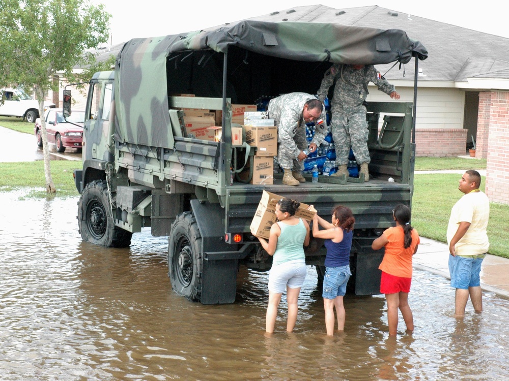 Texas National Guard Aids Flood Victims in Raymondville