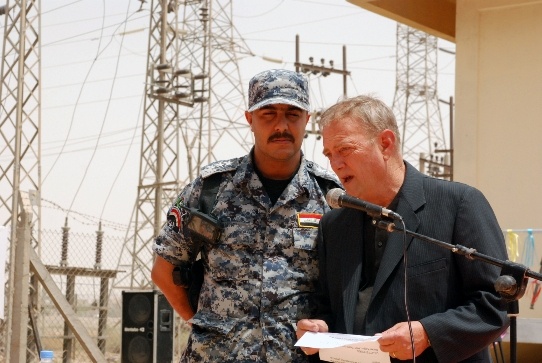 U.S. and Iraqi Officials Celebrate Refurbished Electrical Substation in Kut