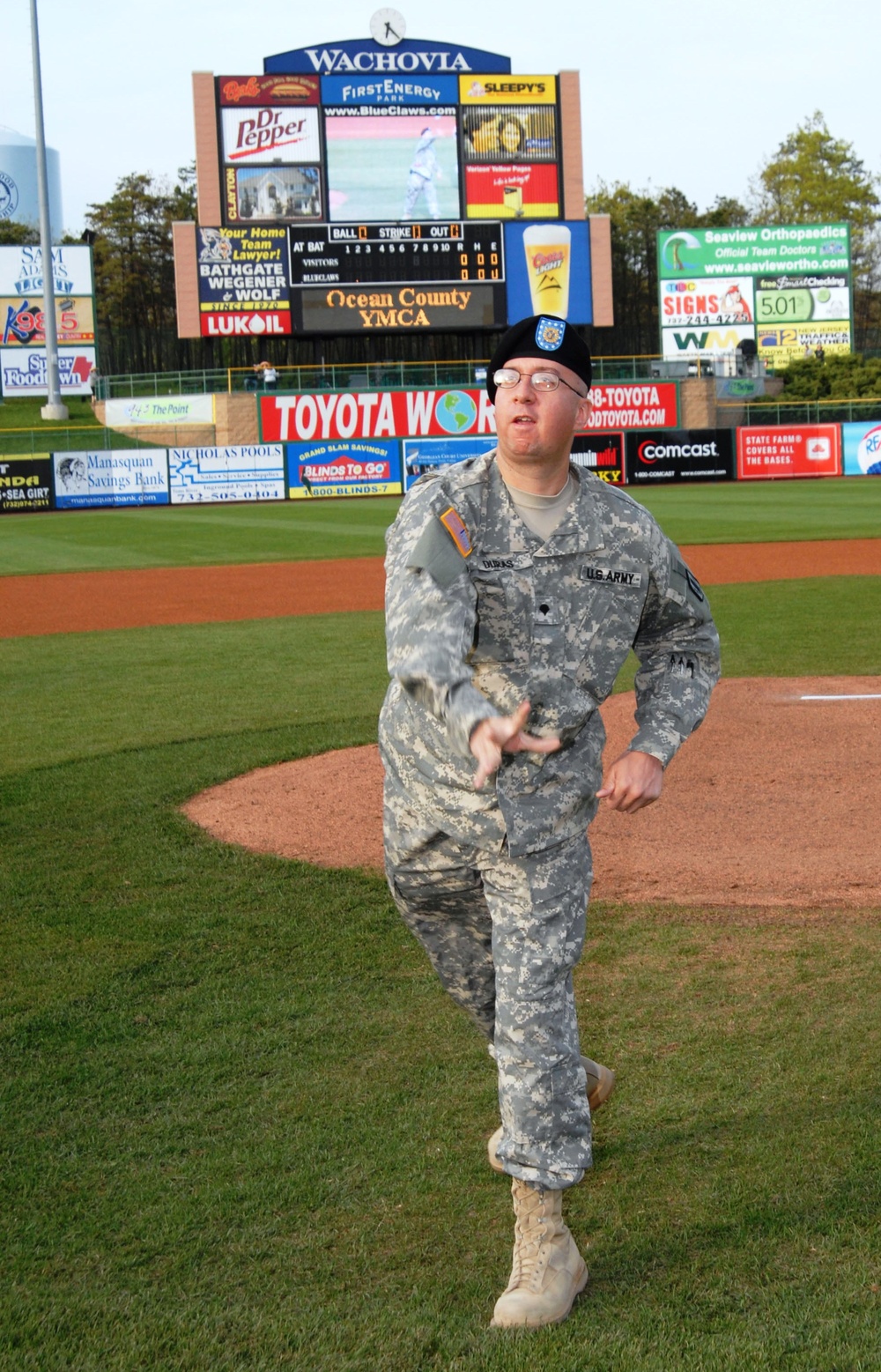 Wounded Warrior Throws First Pitch at Lakewood Blue Claws Game