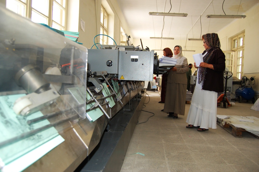 Afghan National Army Civilians Operate Print Plant in Kabul