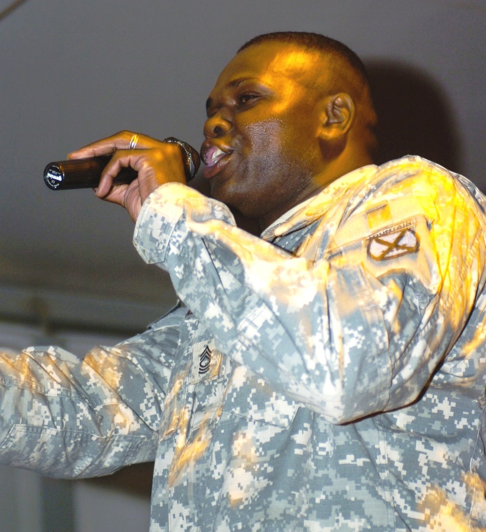Army Master Sgt. Performs Song About Soldiers Deploying to Iraq