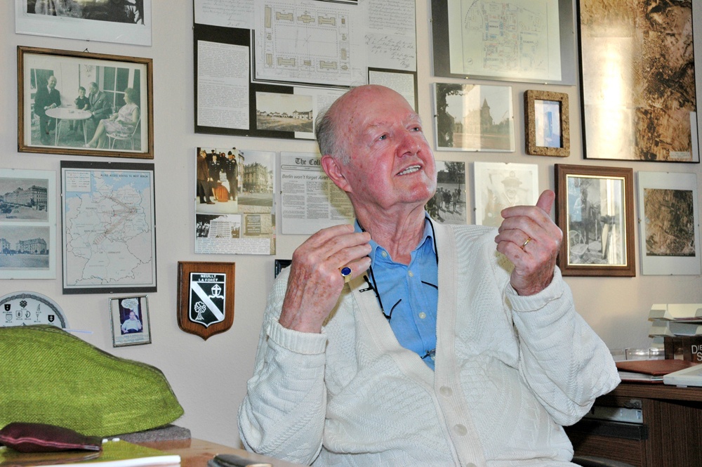 D-Day Veteran Honors Berlin Airlift Fallen at Wiesbaden Army Airfield