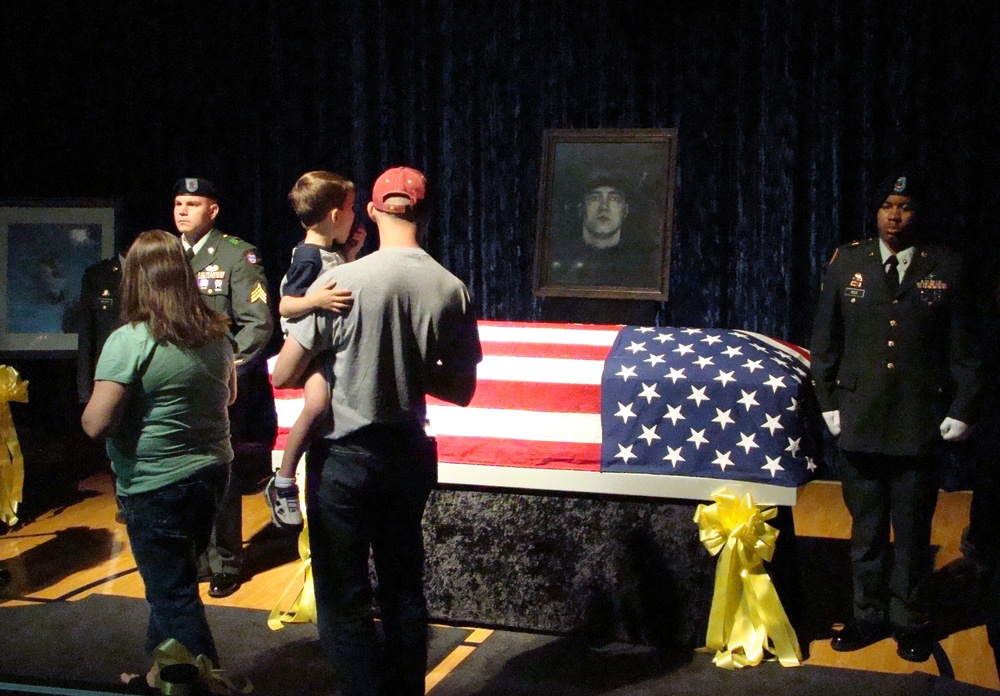 Mourners Honor Fallen Soldier Sgt. Matt Maupin
